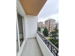 Piso en alquiler en El Llano en Gijón