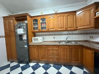 Casa adosada en venta en Cabezas de San Juan (Las)