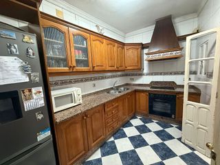 Casa adosada en venta en Cabezas de San Juan (Las)