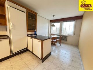 Casa pareada en venta en Brión
