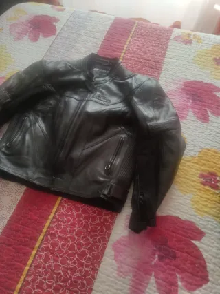 Chaqueta de cuero para moto