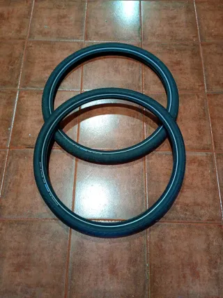 Cubiertas 26 asfalto (2 unidades) medidas 26x2.15.