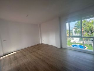 Piso en venta en Les Marines/Las Marinas en Dénia