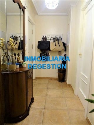 Piso en venta en Linares