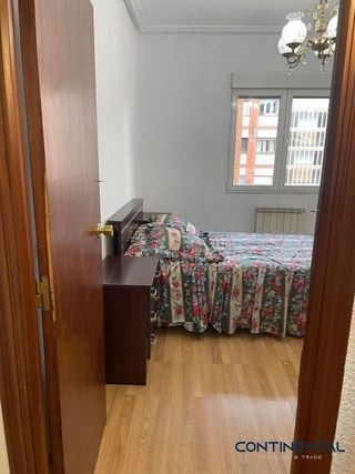 Piso en venta en Pumarín en Gijón