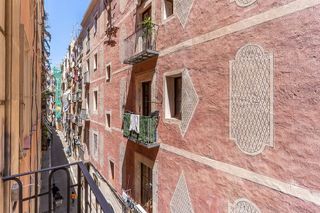 Piso en venta en El Raval en Barcelona