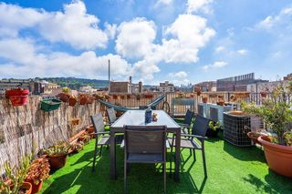 Piso en venta en El Raval en Barcelona