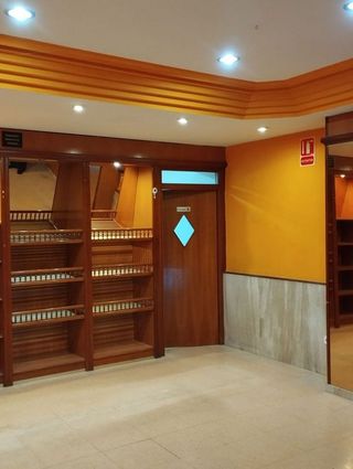 Local comercial en alquiler en Alcoy/Alcoi