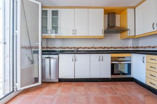 Casa pareada en venta en Cenes de la Vega