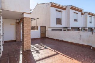Casa pareada en venta en Cenes de la Vega