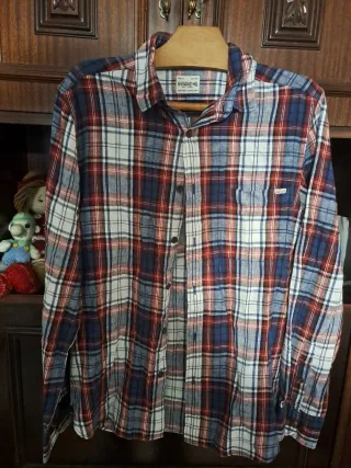 Lote camisas Tommy Hilfiger,Levis,Corta.Original.