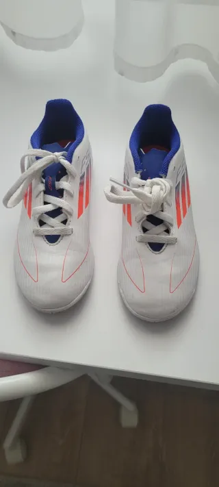 Zapatillas Adidas Fútbol Niño Azul Blanco