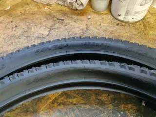 Par Neumáticos 27.5x2.1 (54-584)