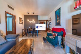 Piso en venta en Parque Alcosa - Jardines del Edén en Sevilla