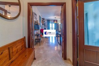 Piso en venta en Parque Alcosa - Jardines del Edén en Sevilla