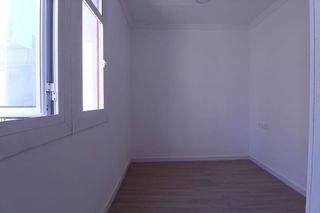 Piso en venta en Sants en Barcelona