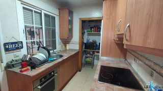 Casa adosada en venta en Linares