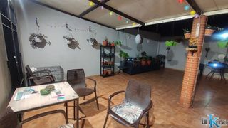 Casa adosada en venta en Linares