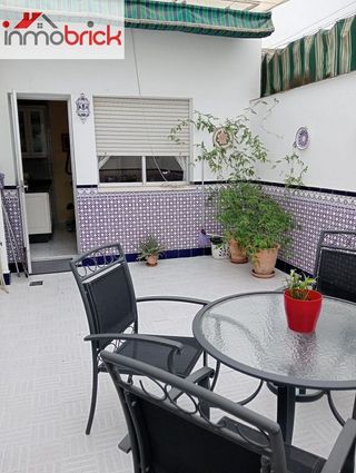 Casa adosada en venta en Lucena