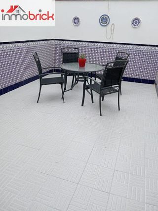 Casa adosada en venta en Lucena