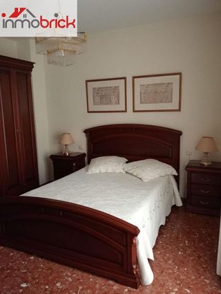 Casa adosada en venta en Lucena