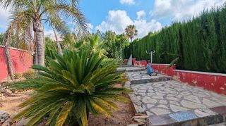 Chalet en venta en Alginet