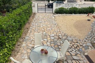 Chalet en venta en Juan XXIII en Alicante