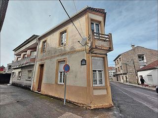 Chalet en venta en Vilanova de Arousa