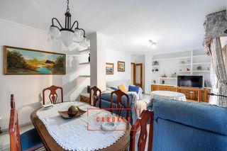 Piso en venta en San Luis en Almería