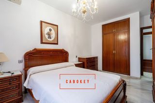 Piso en venta en San Luis en Almería