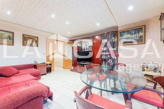 Piso en venta en La Carrasca en Valencia