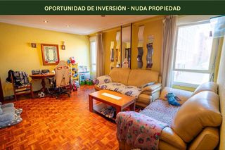 Piso en venta en Natahoyo en Gijón