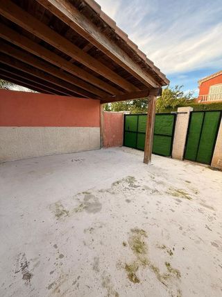Casa adosada en venta en Núcleo Urbano en Pobla de Vallbona (la)