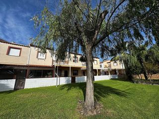 Casa adosada en venta en Aljaraque