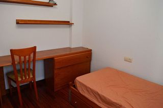 Casa adosada en venta en Medina de Pomar