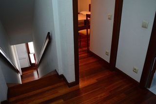 Casa adosada en venta en Medina de Pomar