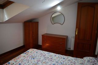 Casa adosada en venta en Medina de Pomar