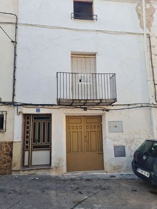 Casa adosada en venta en Beas de Segura