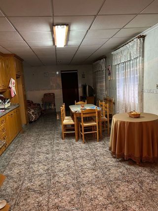 Casa adosada en venta en Catral