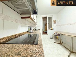 Piso en venta en Os Mallos - San Cristóbal en Coruña (A)