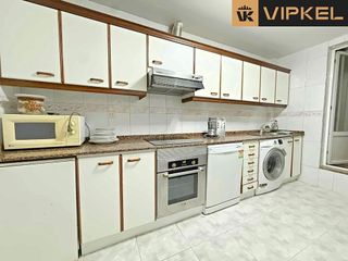 Piso en venta en Os Mallos - San Cristóbal en Coruña (A)