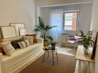 Piso en venta en Natahoyo en Gijón