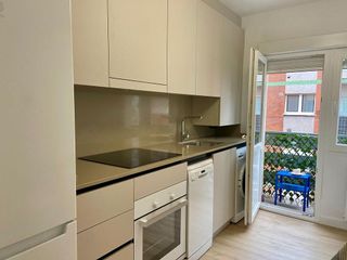 Piso en venta en Natahoyo en Gijón