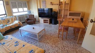 Piso en venta en Yecla