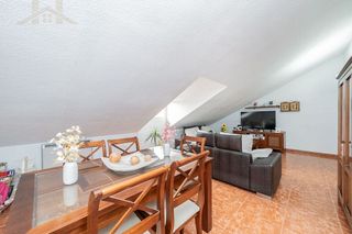 Ático en venta en Yeles