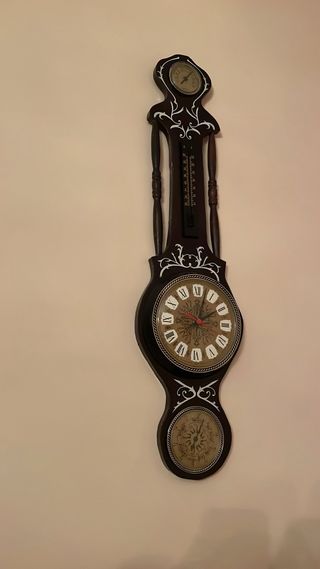 Reloj de pared antiguo