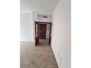 Piso en venta en Lucena