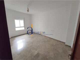 Piso en venta en Lucena