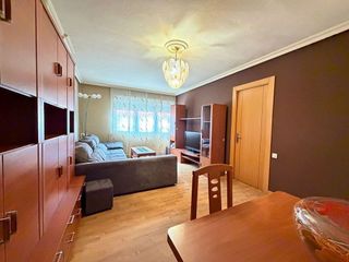 Piso en venta en Contrueces en Gijón