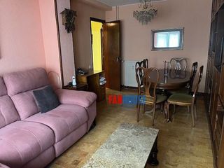 Piso en venta en El Polígono en Gijón